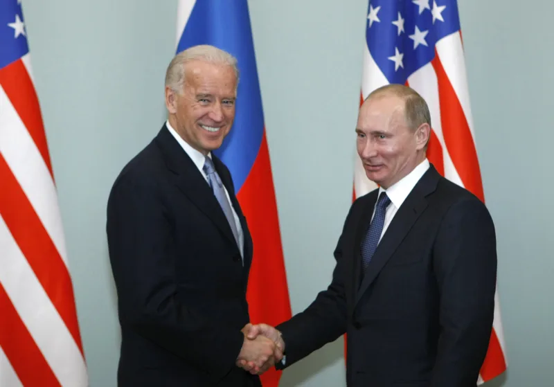 Joe Biden,Vladimir Putin