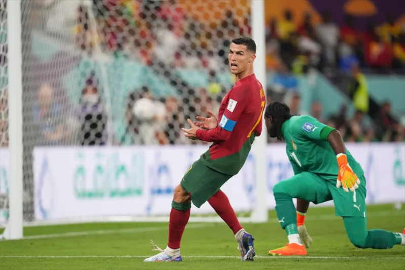 AA-20221124-29537430-29537428-SP_KATAR_2022_PORTUGAL_GANA