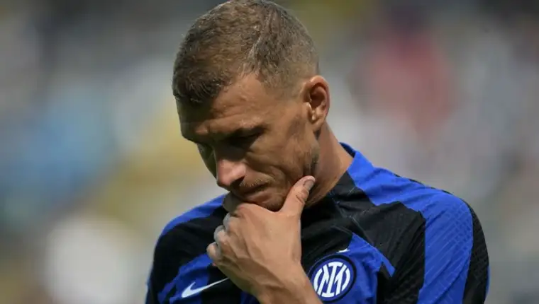 Edin-Dzeko-8-scaled-e1666992825270