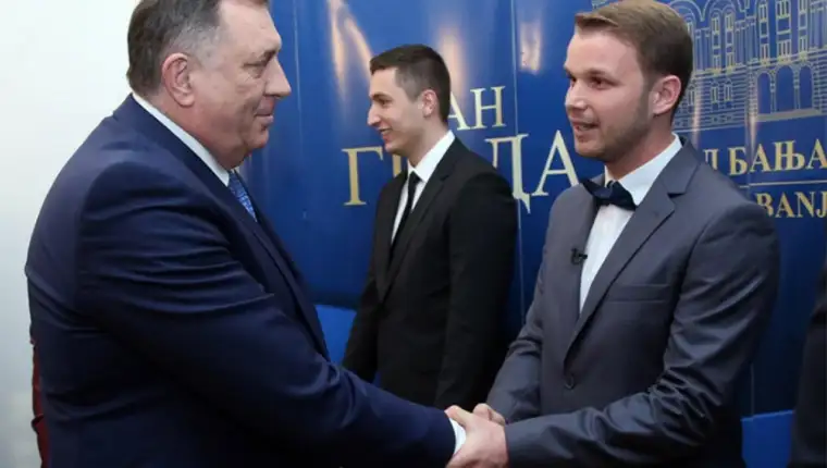 stanivuković dodik
