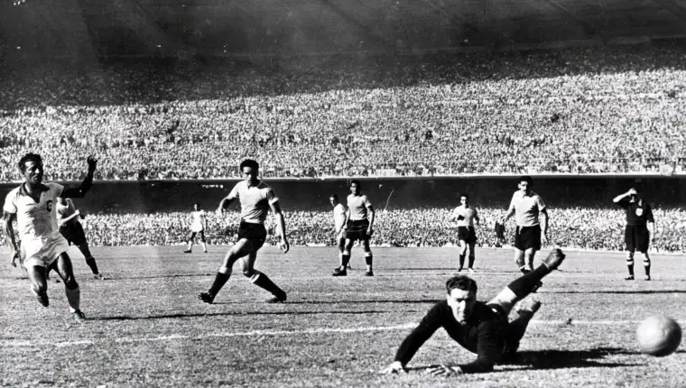 World Cup Final, 1950. Maracana Stadium, Rio De Janeiro, Brazil. 16th July, 1950. Brazil 1 v Uruguay 2. Uruguayan goalkeeper Maspoli dives to try to reach a Brazilian shot, but it went wide during this virtual World Cup Final.