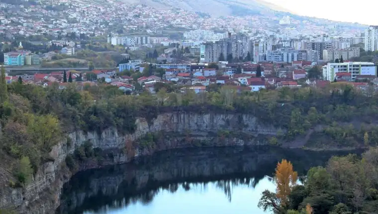 mostar jezero