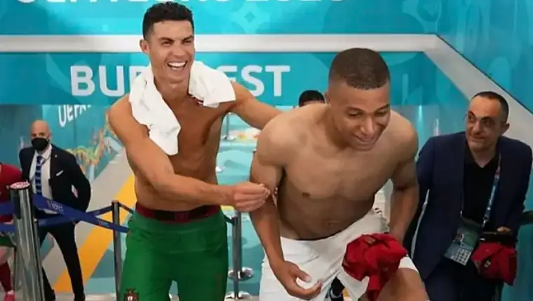 ronaldo mbappe 4