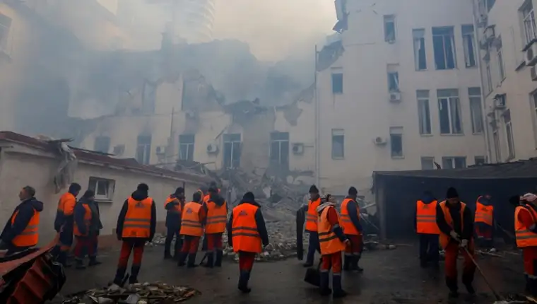 Cropped-16683946892022-11-07T063405Z_1550271041_RC2UGX9PH0Y2_RTRMADP_3_UKRAINE-CRISIS-DONETSK-SHELLING