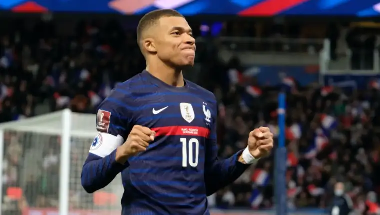 mbappe 4