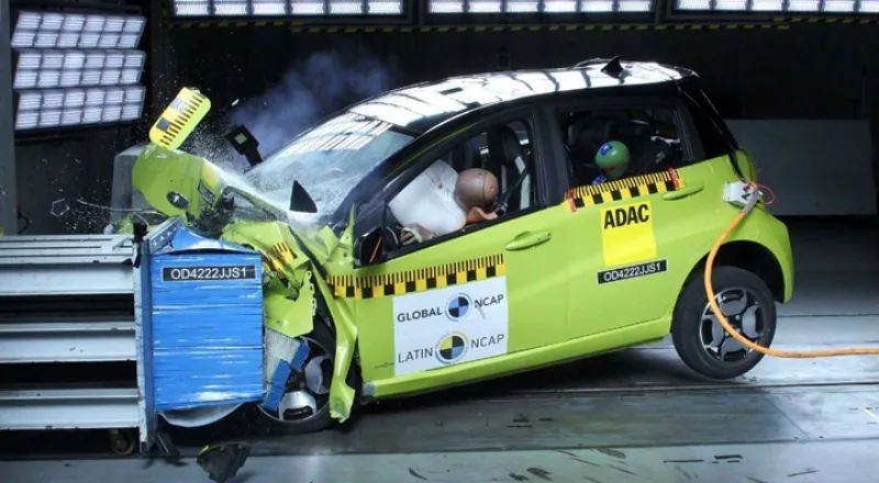 auto elektricni 5