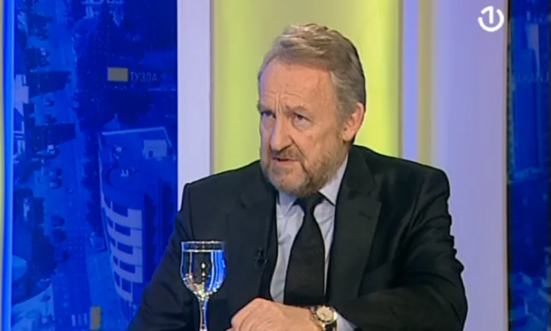 izetbegovic 4