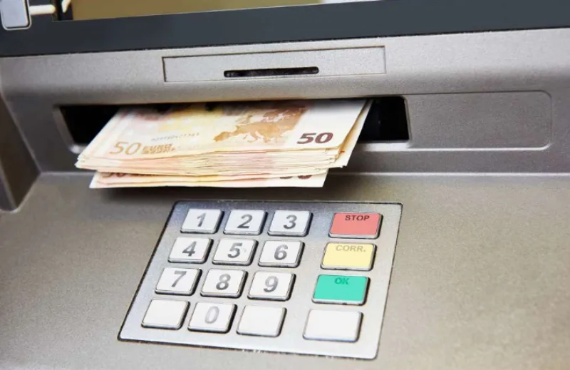 bankomat 1