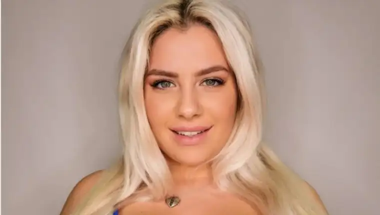 nina phoenix 4