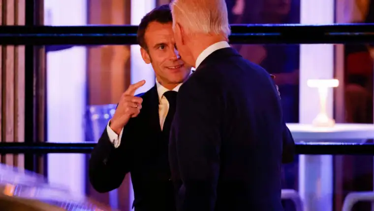 biden i amcron