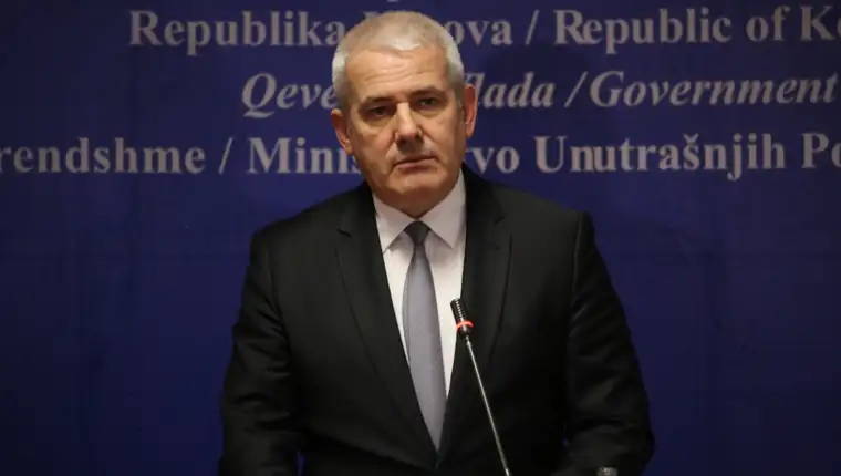AA-20221207-29674845-29674843-MINISTAR_KOSOVSKOG_MUPA_SVECLA_NAPAD_NA_SEVERU_IZVELI_BIVSI_PRIPADNICI_KOSOVSKE_POLICIJE