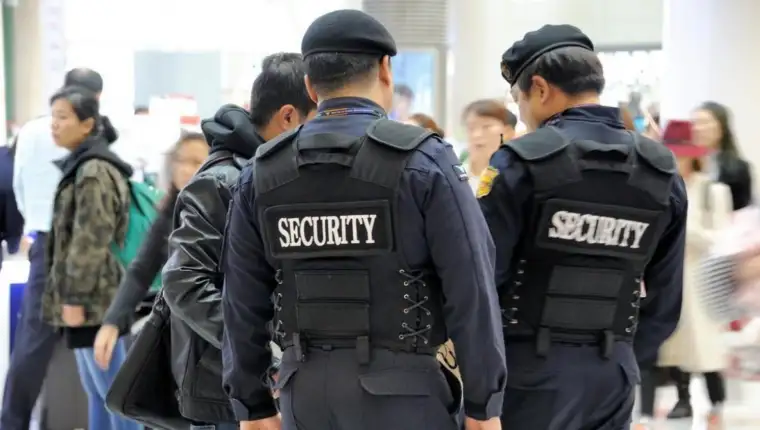 policija