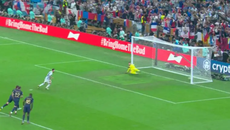 messi gol penal