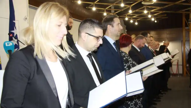 vlada zdk imenovanje