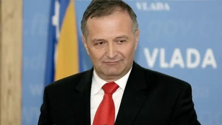 zukan helez
