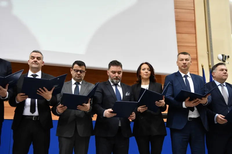 Vijece ministara BiH 25.1.2023. polaganje zakletve (5)