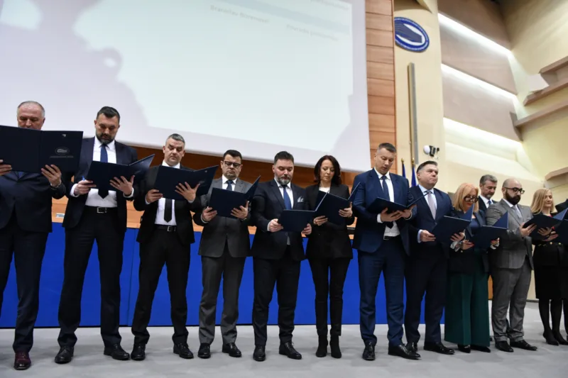 Vijece ministara BiH 25.1.2023. polaganje zakletve (1)