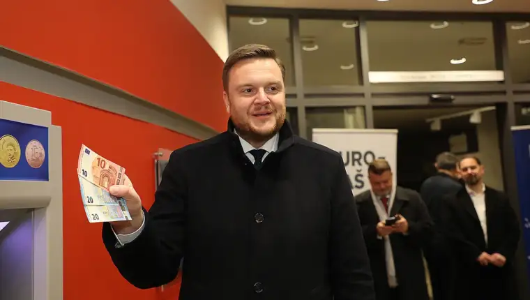 euri hr