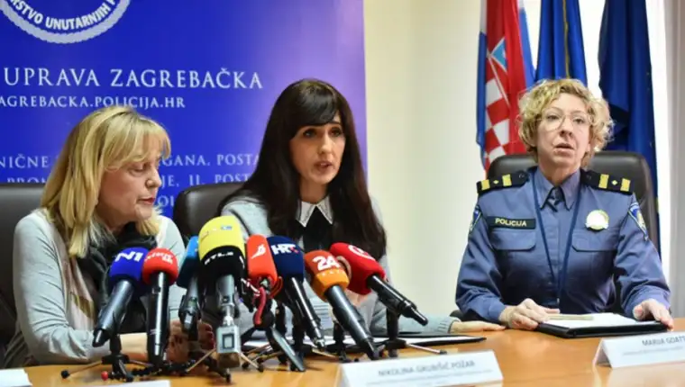 policija zg beba