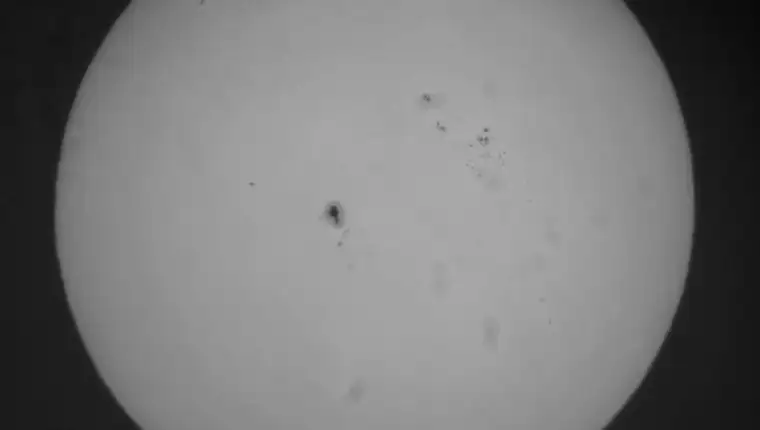 1900674