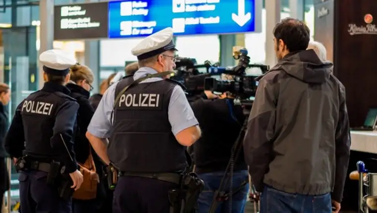 policija