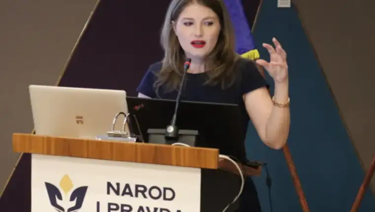 mia karamehic nip