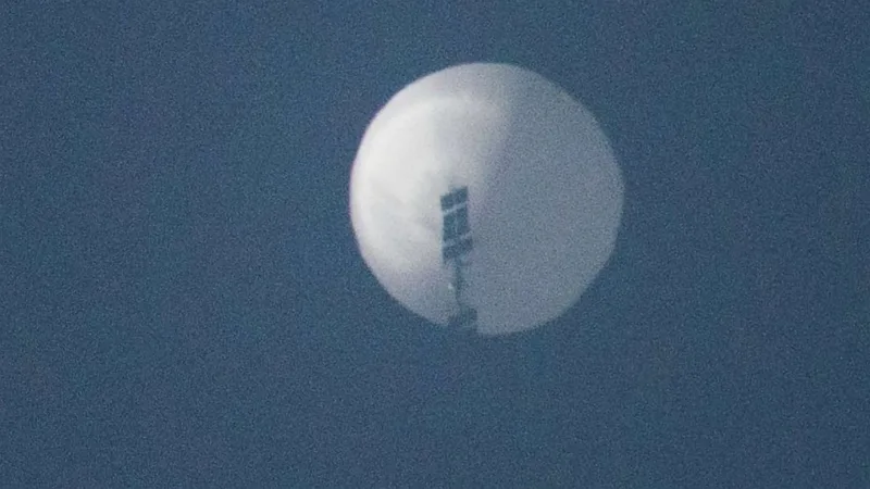 kineski balon špijunirao