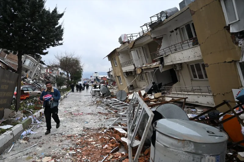 AA-20230206-30190637-30190633-POSLJEDICE_RAZORNOG_ZEMLJOTRESA_U_TURKIYE_KAHRAMANMARAS
