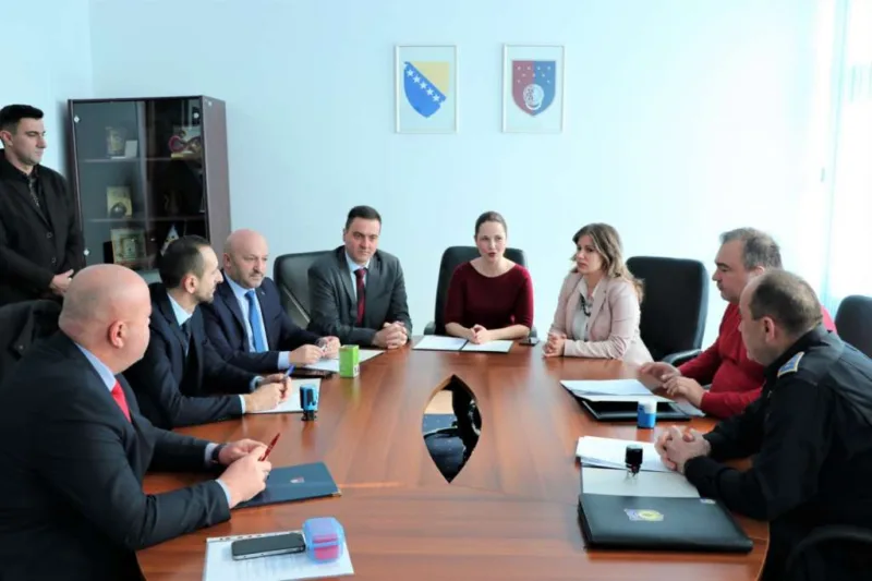 vlada ks
