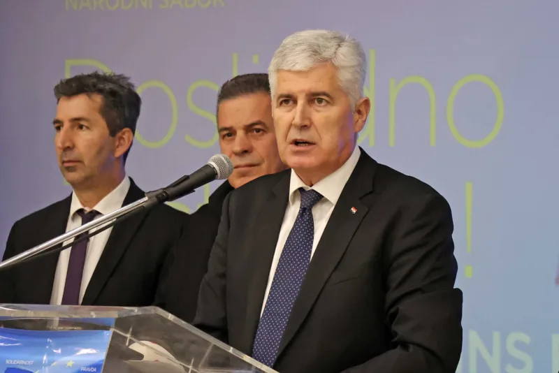 Dragan Čović po završetku narodnog sabora(HNS) BiH obratio se novinarima