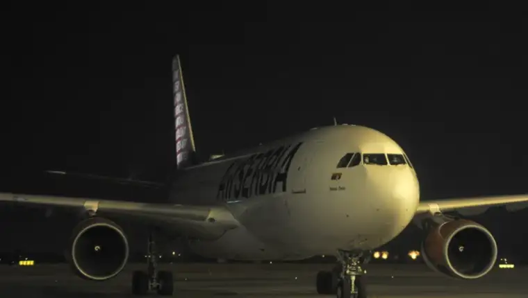 Beograd Aerodrom Nikola Tesla nocna