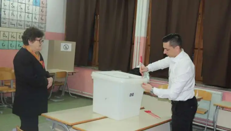 izbori 2023 tuzla fena