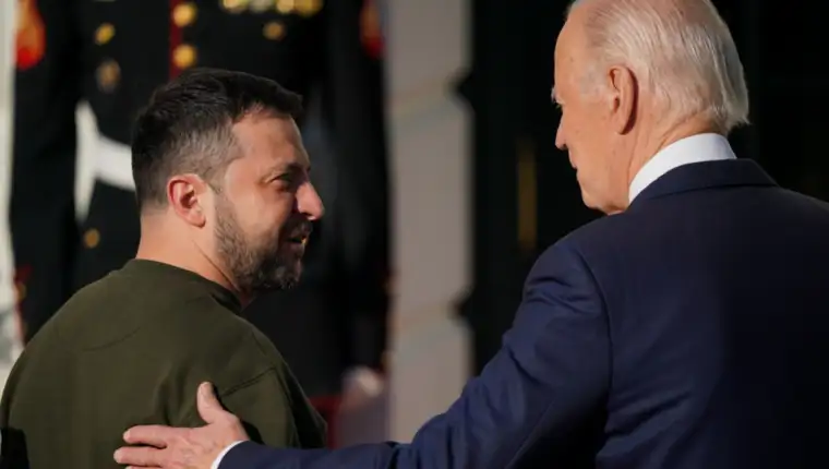 zelenskij biden zagrljaj