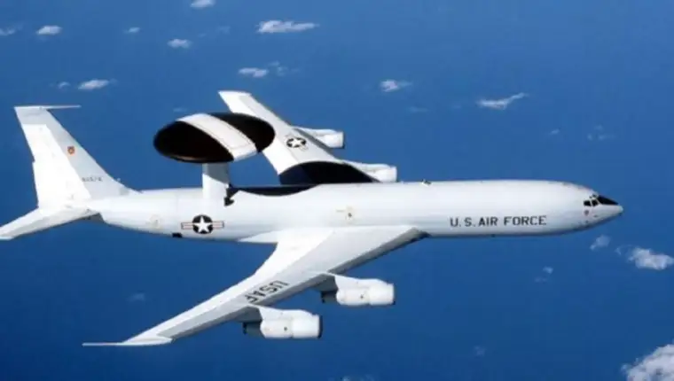avion biden ukrajina