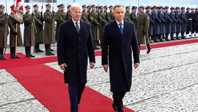 biden poljska