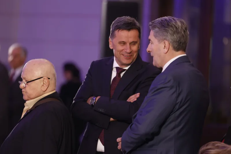 novalic mehmedovic prijem fena