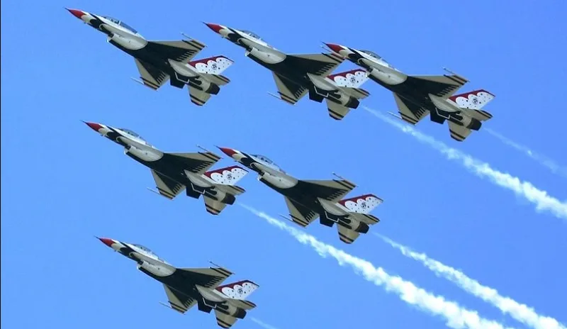 avioni f16