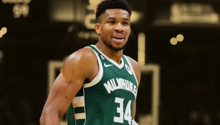 giannis 1