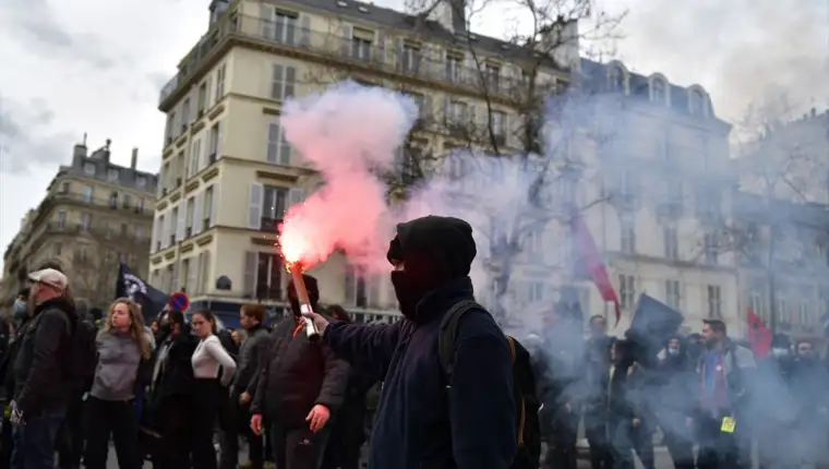 AA-20230315-30577385-30577351-FRANCUSKA_NOVA_RUNDA_PROTESTA_PROTIV_PENZIONE_REFORME