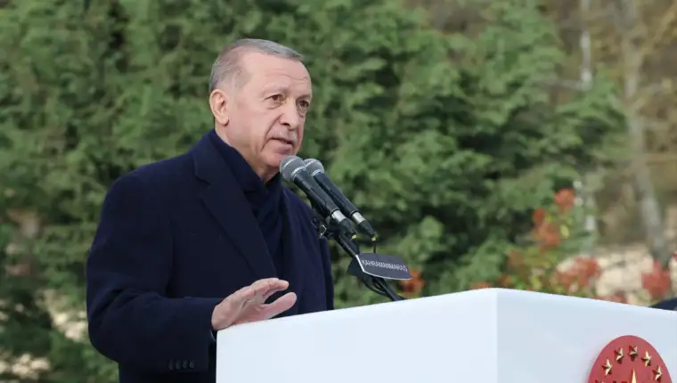 AA-20230323-30659427-30659423-ERDOGAN_ZEMLJOTRES_JE_MOZDA_UNISTIO_NASE_DOMOVE_I_NANIO_NAM_BOL_ALI_NAM_NECE_ODUZETI_VOLJU_ZA_USPJEHOM