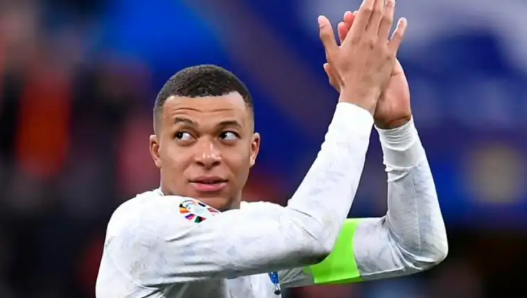 mbappe 4