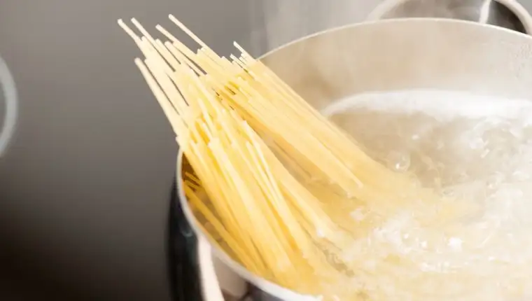 62513099-spageti