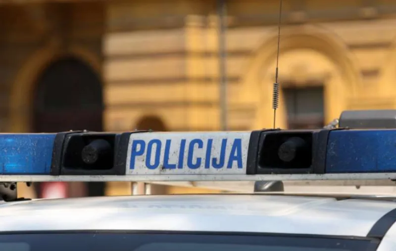 policija 8