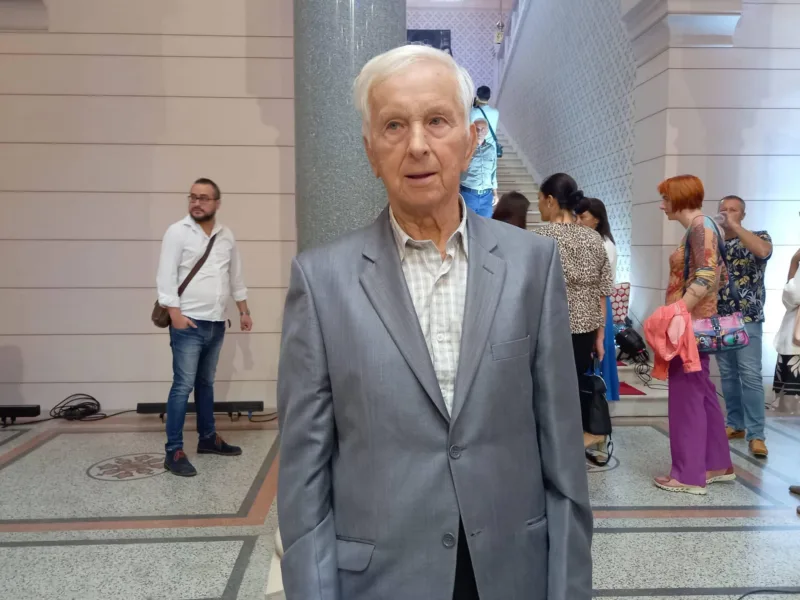dusan toholj