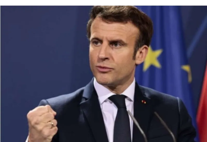 macron 4