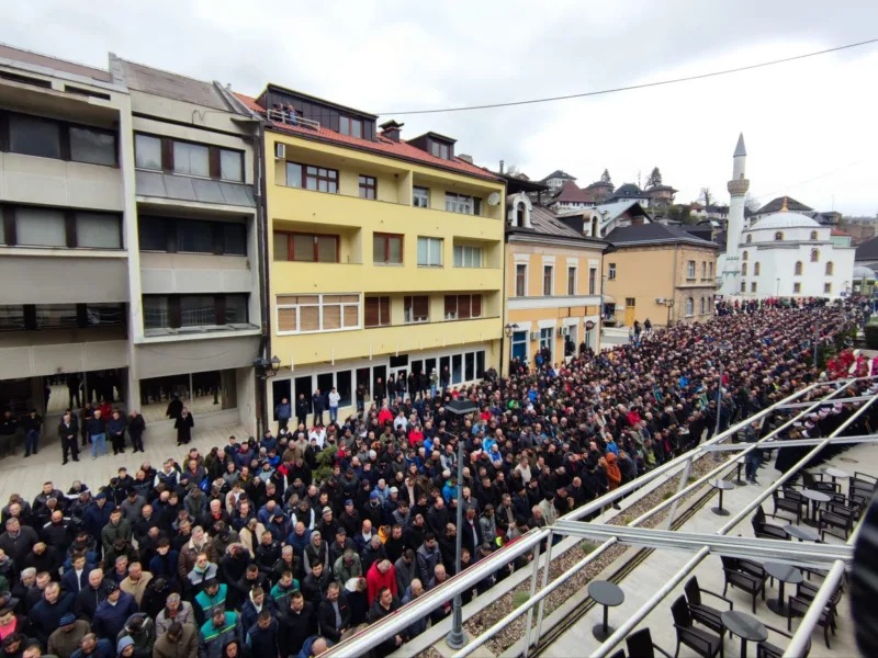 jajce dzenaza radnici2