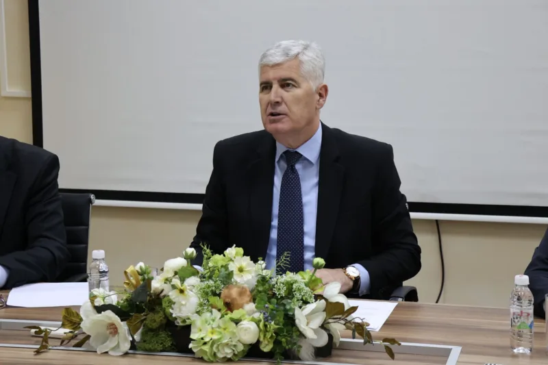 Treća sjednica Predsjedništva HNS -a BiH