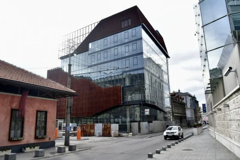 zgrada asu