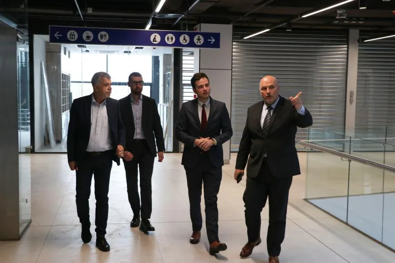 nihad uk aerodrom avio linije