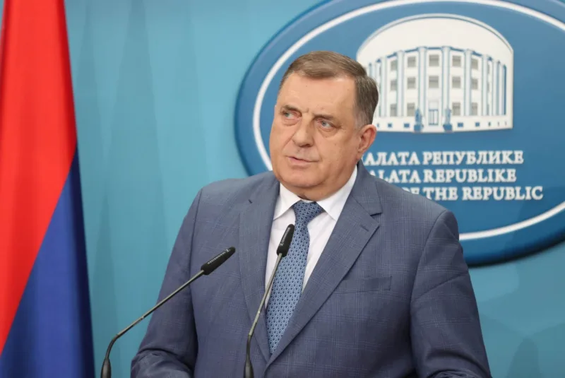 dodik102